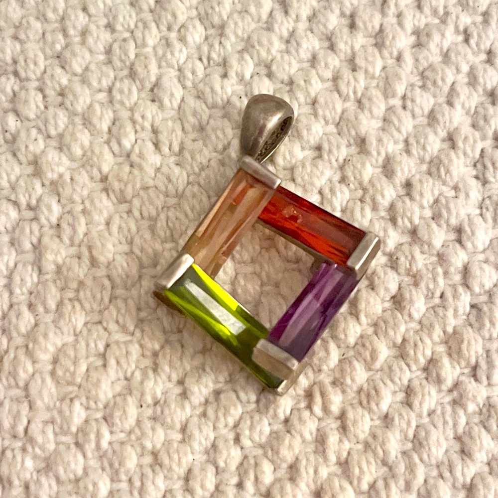Peculiar Pre-owned multicolor Pendant - As is